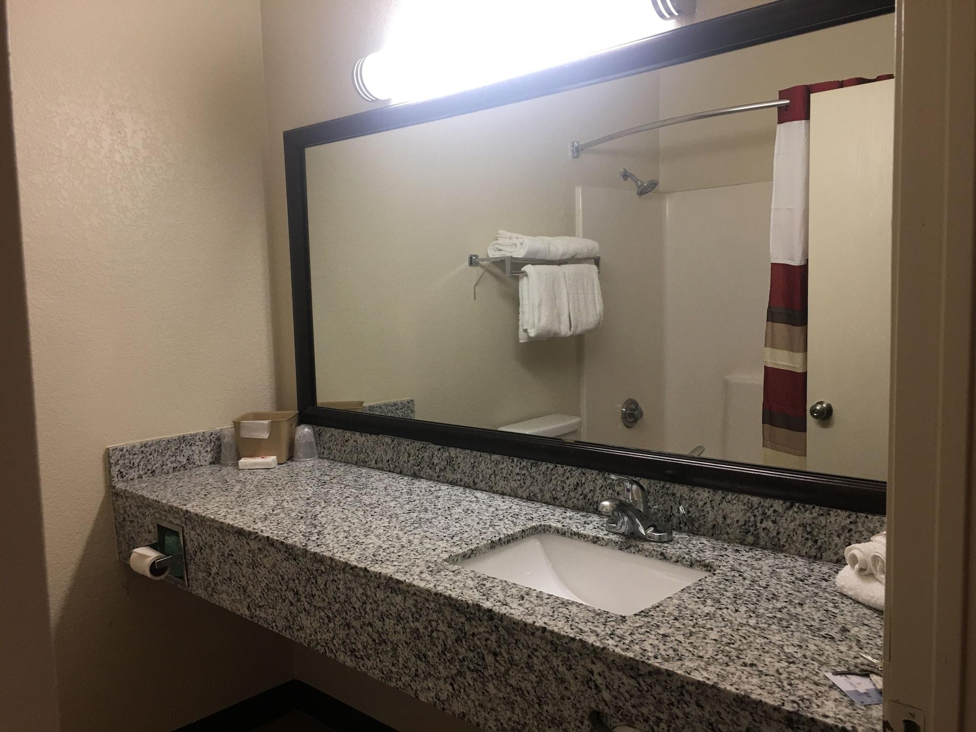 Red Roof Inn Fort Worth - Saginaw Екстер'єр фото