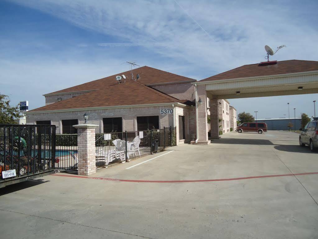 Red Roof Inn Fort Worth - Saginaw Екстер'єр фото